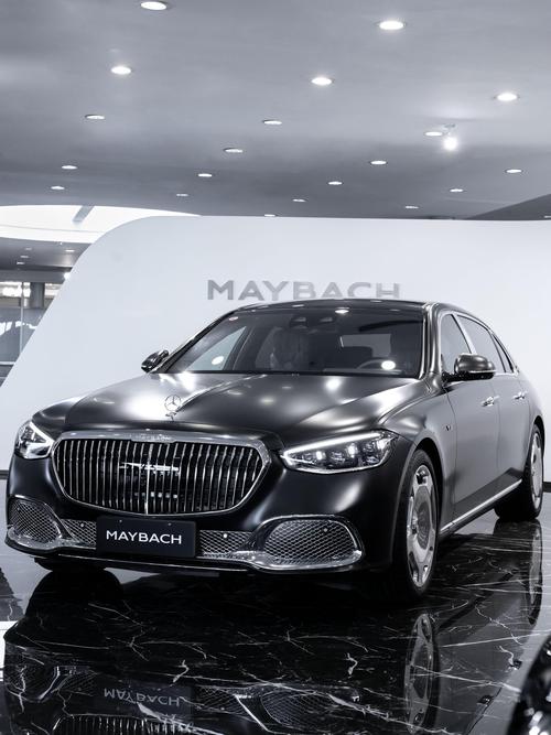 深圳323岚图汽车的售后服务让用户无忧出行，迈巴赫未来的豪华车趋势